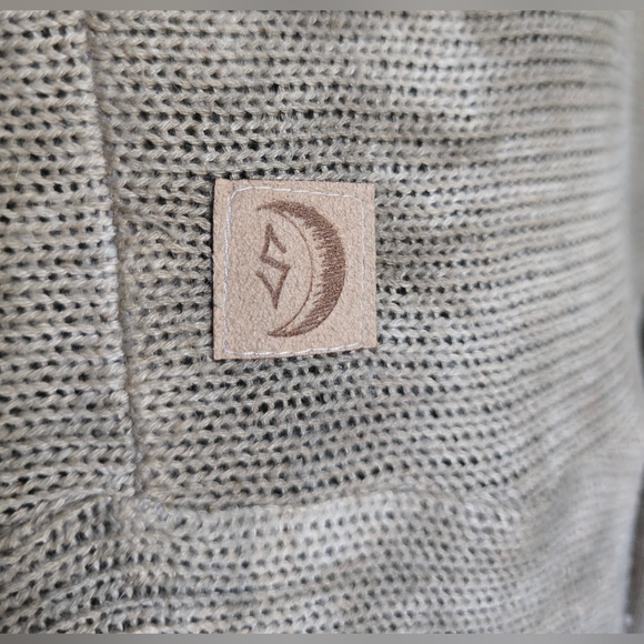 Sinew Moon Strange Shadows Cropped Willow Hemp Sweater Knit Cardigan - Picture 3 of 10